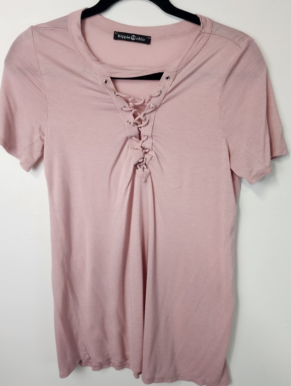 Hippie Chic Sz Small Dusty Pink Lace-Up Short Sleeve Top V Neck Lace Up Detail